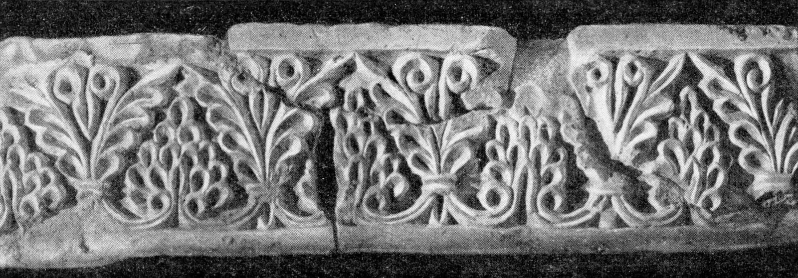 This stucco fragment, featuring a floral scroll, once decorated the large iwan at Varakhsha.